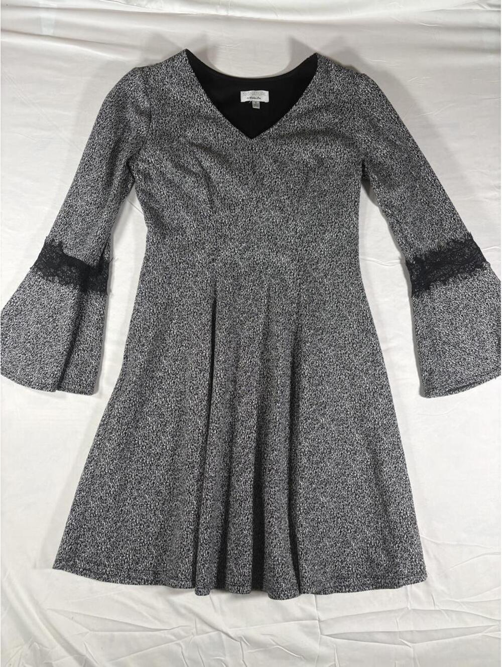 Robbie Bee Women's Grey and Black Dress